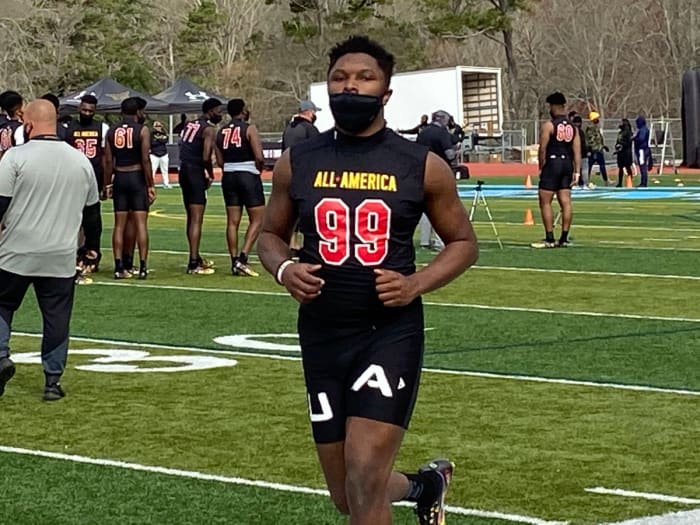 T.A. Cunningham, Defensive End, Johns Creek (Ga.) High School - 2024 - Under Armour Atlanta